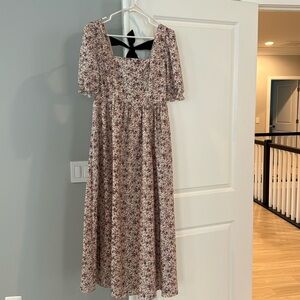 NWT - Hyacinth House (Tuckernuck) floral dress - Medium!
